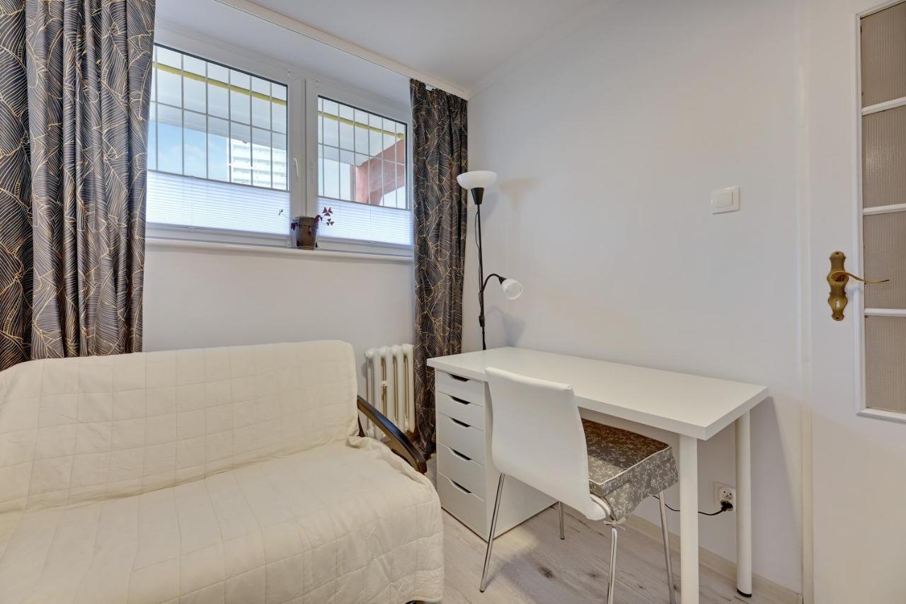 Ferienwohnung Gdansk Pokoje Przymorze - Obroncow Wybrzeza 8A Exterior foto